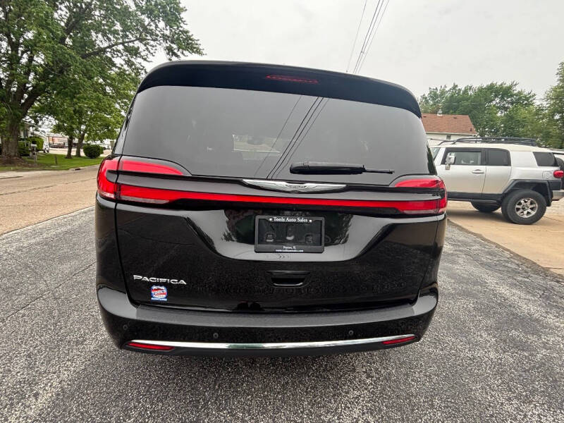 2022 Chrysler Pacifica Touring