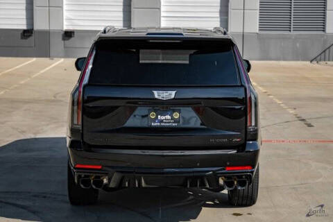 2025 Cadillac Escalade-V