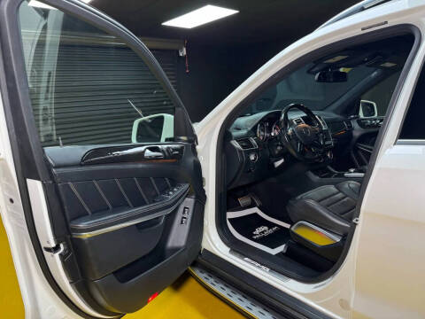 2015 Mercedes-Benz GL-Class GL 63 AMG