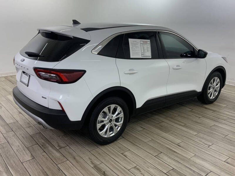 2023 Ford Escape Hybrid Active