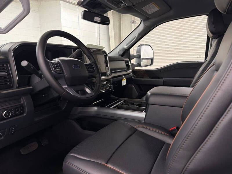 2026 Ford F-350 Super Duty Lariat