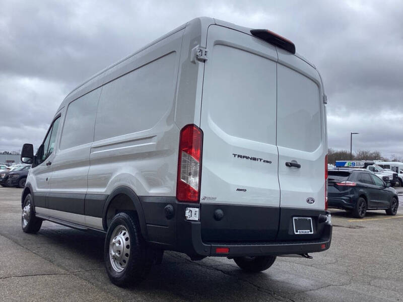 2026 Ford Transit 250