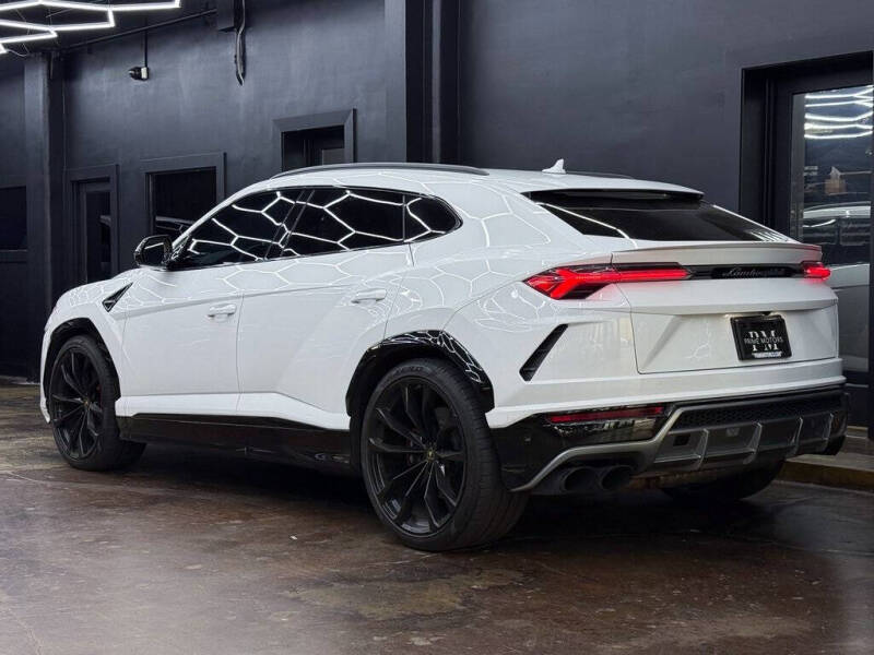 2019 Lamborghini Urus