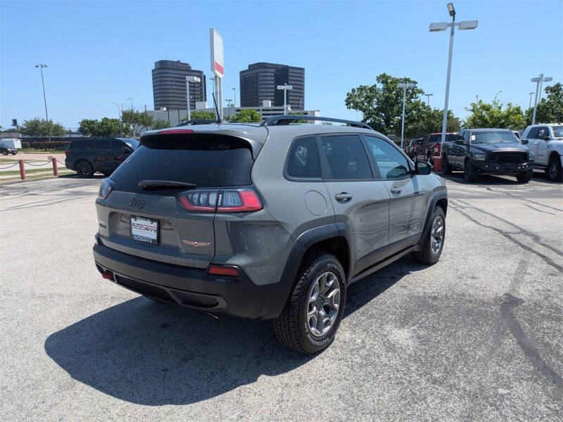 2022 Jeep Cherokee Trailhawk