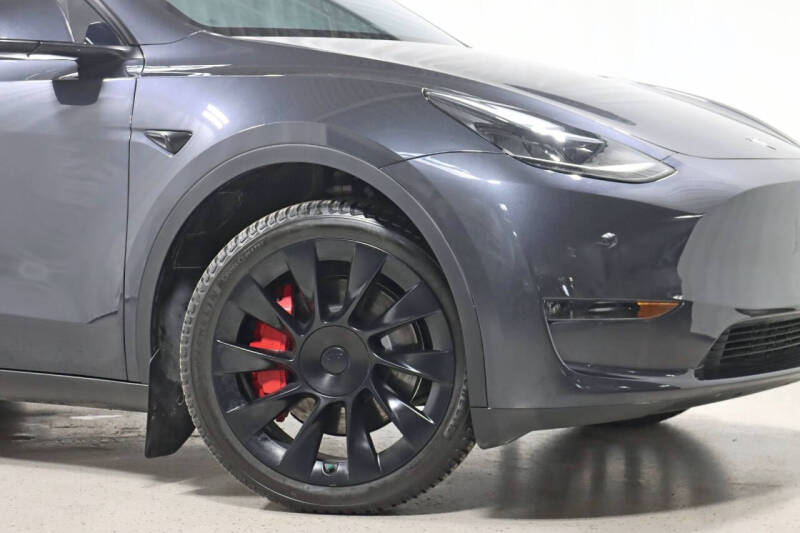 2024 Tesla Model Y Long Range
