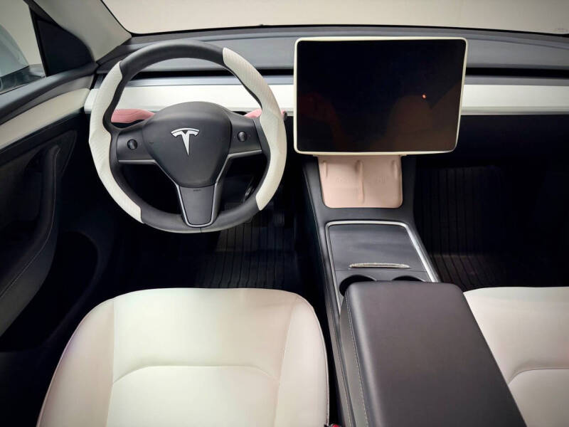 2023 Tesla Model Y Long Range