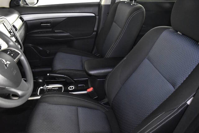 2018 Mitsubishi Outlander ES