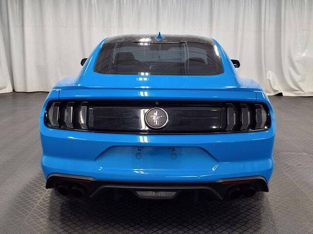 2022 Ford Mustang EcoBoost