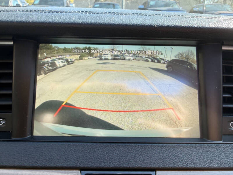 2017 Kia Cadenza Premium