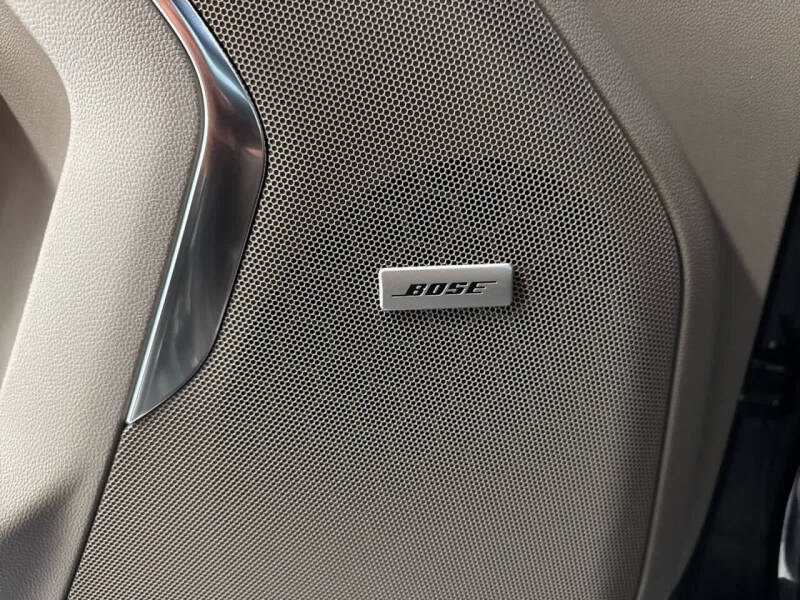 2025 GMC Yukon XL Elevation