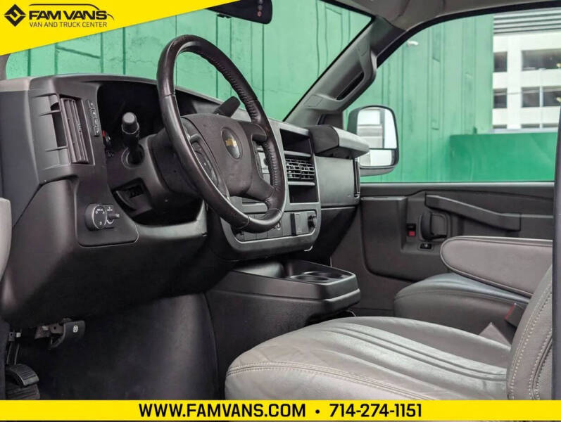 2023 Chevrolet Express 2500