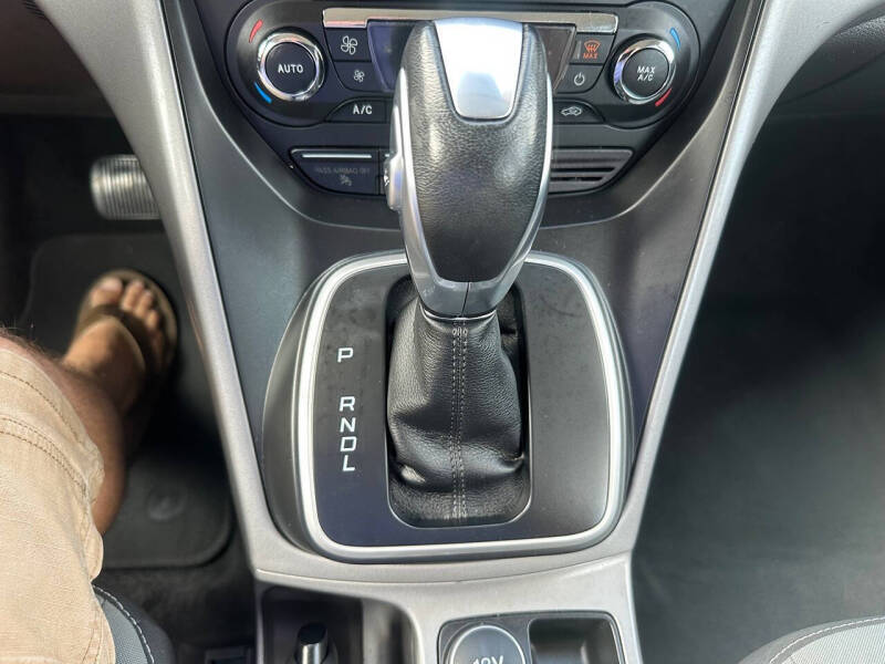 2016 Ford C-MAX Hybrid SE