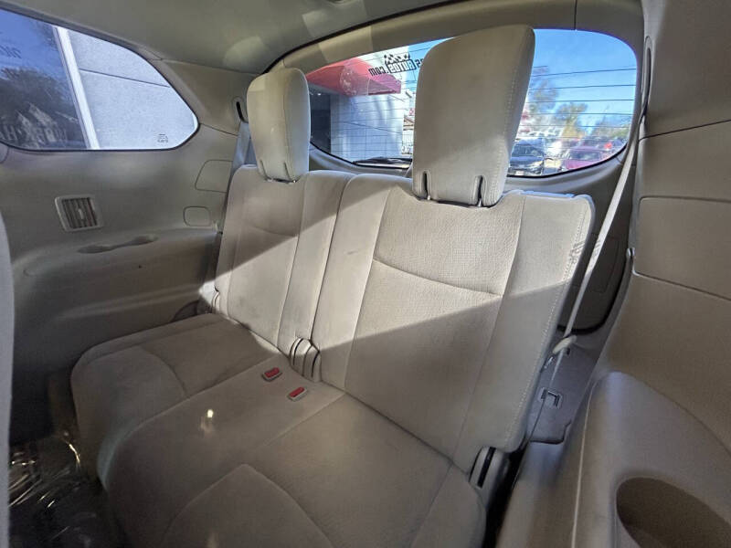 2013 Nissan Pathfinder S