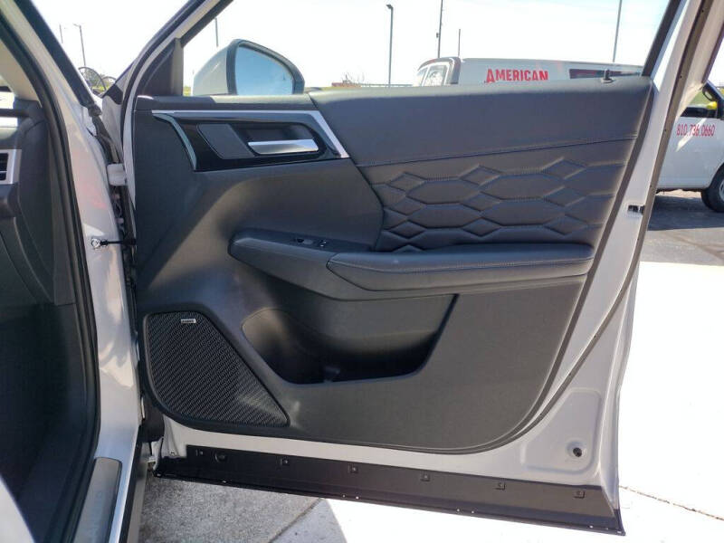 2026 Mitsubishi Outlander SEL