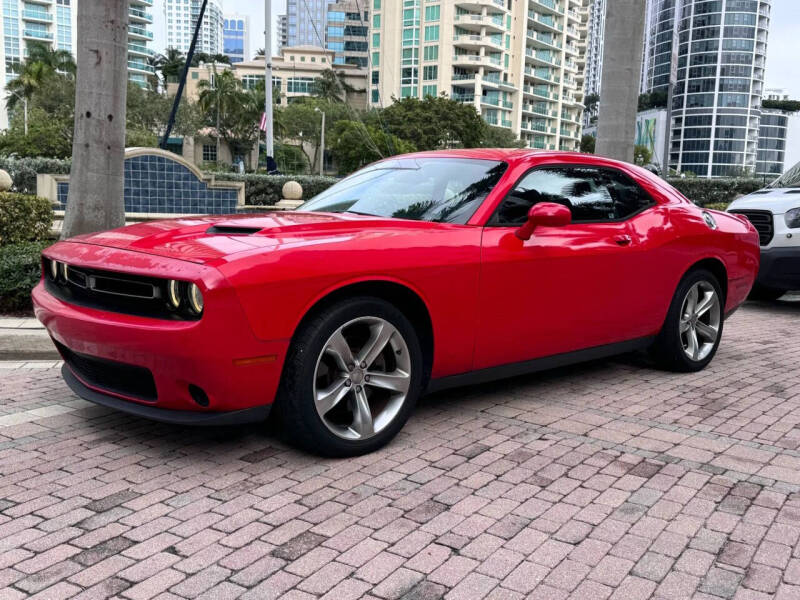 2015 Dodge Challenger SXT