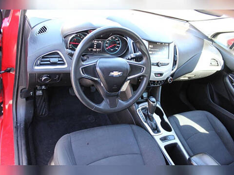 2018 Chevrolet Cruze LS Auto