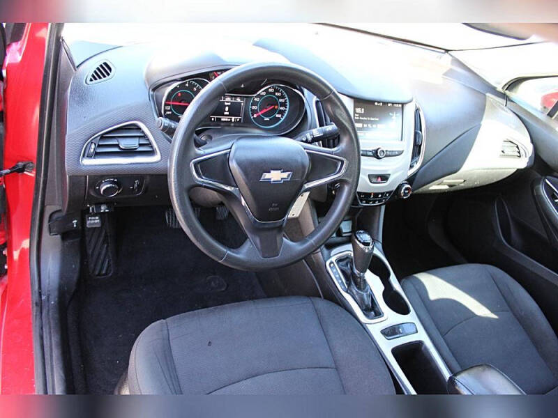 2018 Chevrolet Cruze LS Auto