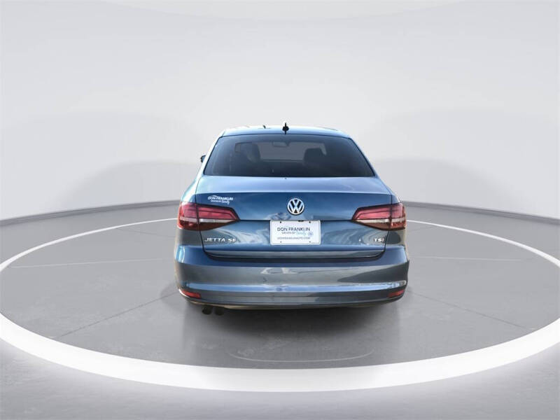 2016 Volkswagen Jetta