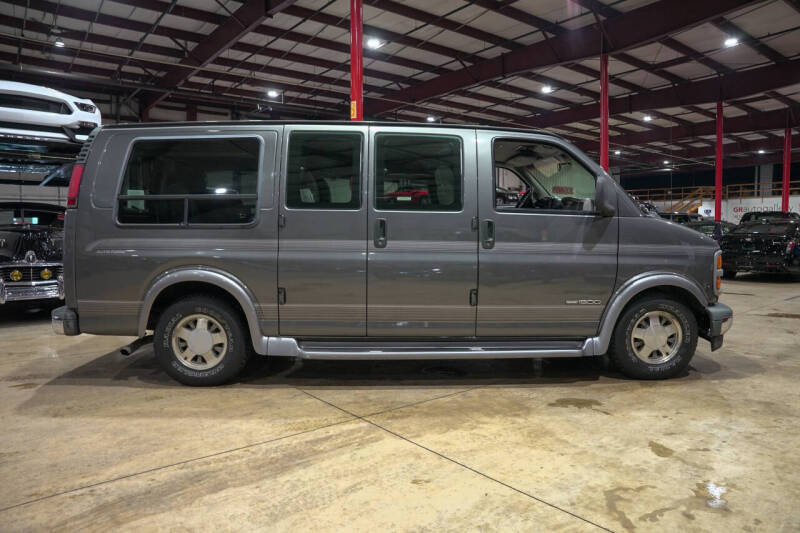 1999 GMC Savana G1500