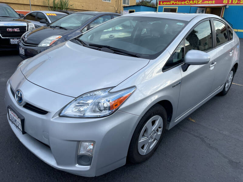 2010 Toyota Prius for sale at CARZ in San Diego CA