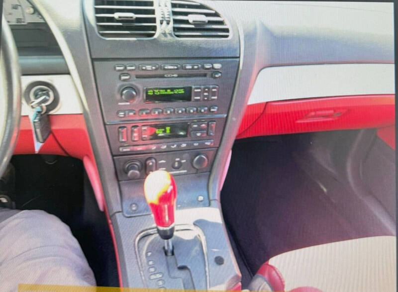 2002 Ford Thunderbird Deluxe