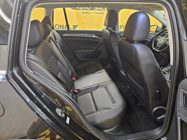 2017 Volkswagen Golf Alltrack