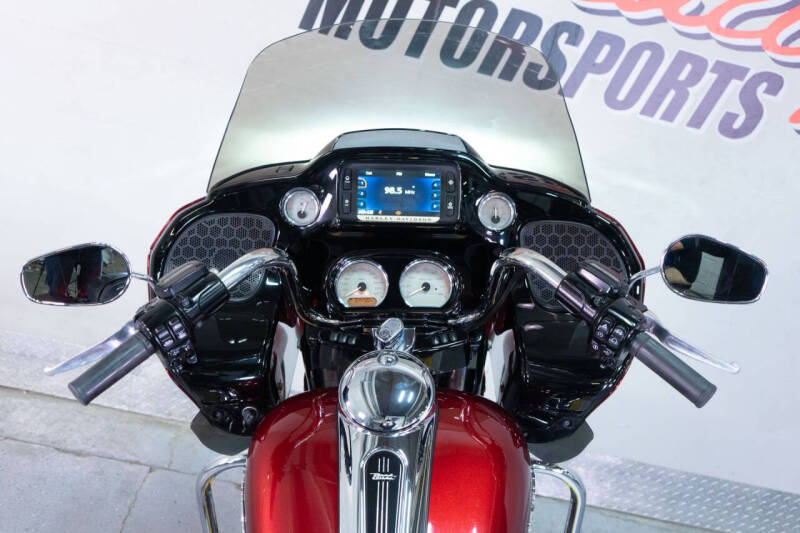 2017 Harley-Davidson Road Glide Special