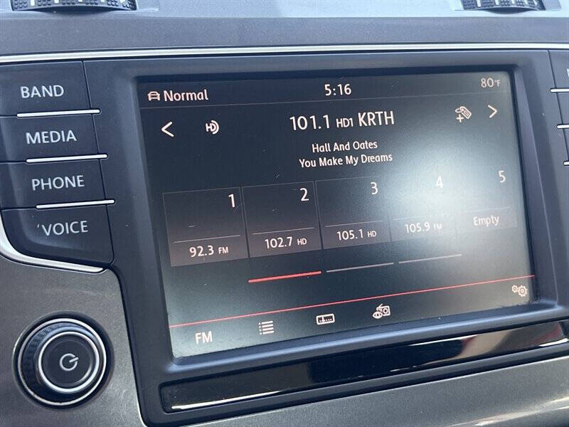 2016 Volkswagen e-Golf SE