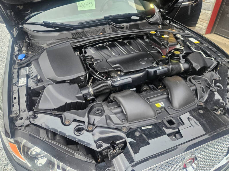 2015 Jaguar XF 3.0 Sport