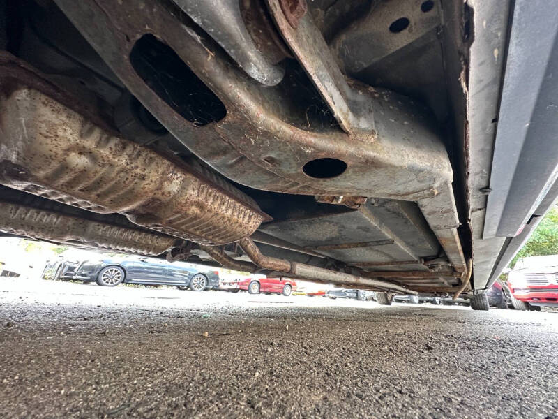 2005 Lincoln Town Car Executive