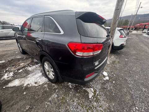 2016 Kia Sorento LX