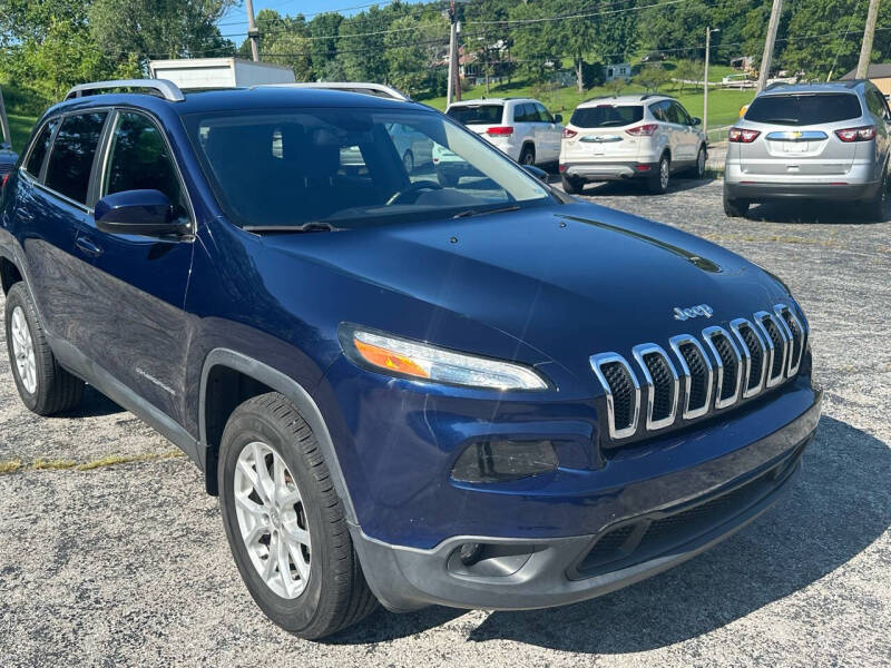 2014 Jeep Cherokee Latitude photo 2