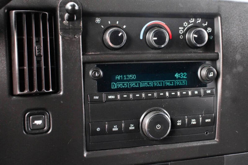 2020 GMC Savana 2500