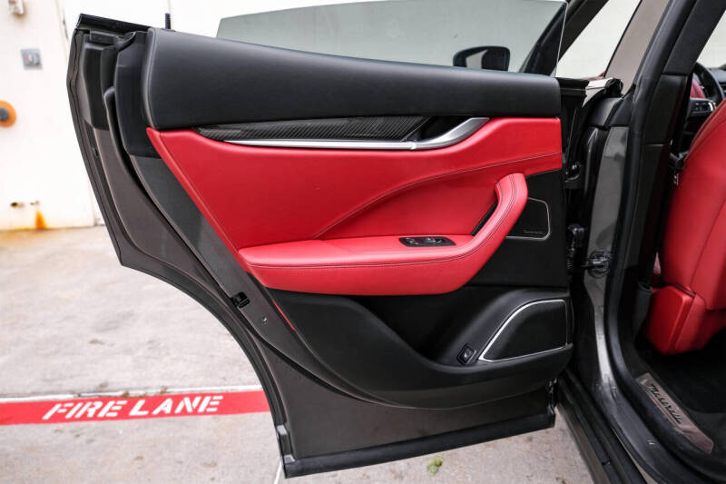 2017 Maserati Levante