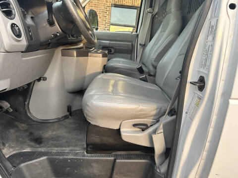 2014 Ford E-Series E-250