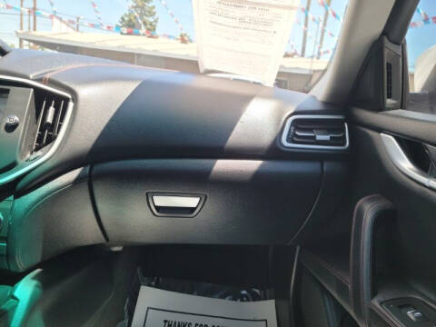 2016 Maserati Ghibli