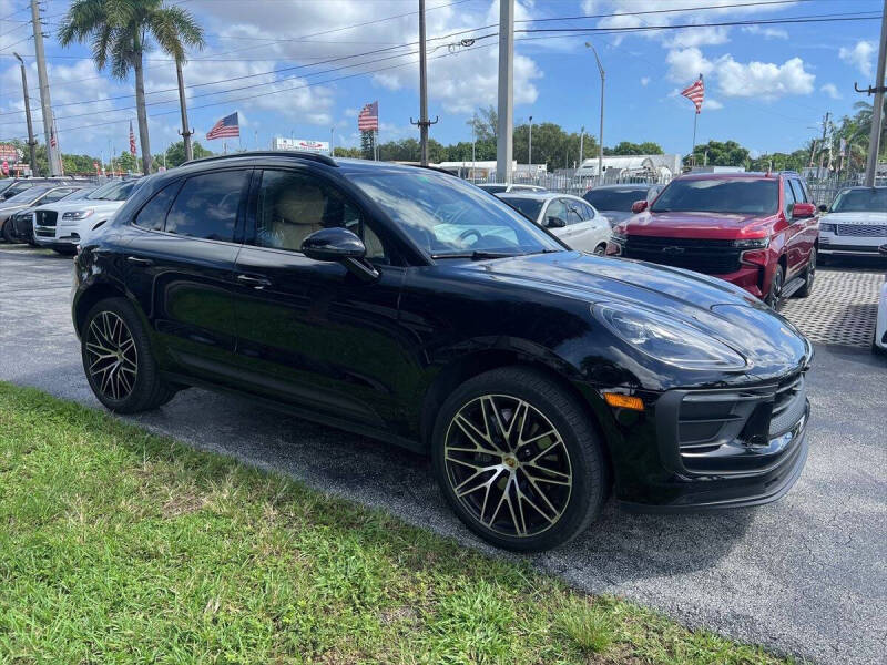 2023 Porsche Macan