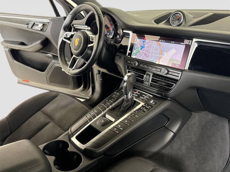 2021 Porsche Macan