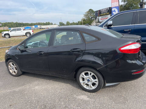 2015 Ford Fiesta for sale at Village Wholesale in Hot Springs Village AR