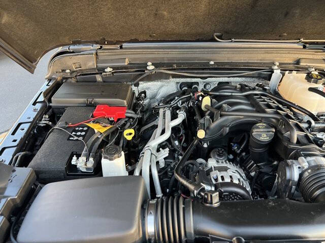 2024 Jeep Gladiator Sport