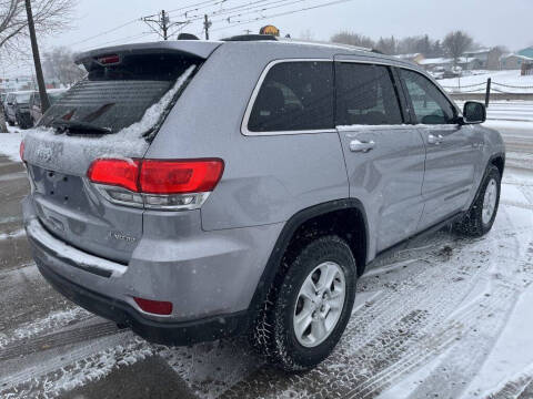 2017 Jeep Grand Cherokee Laredo