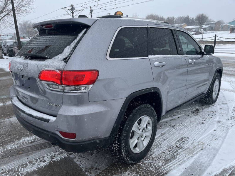2017 Jeep Grand Cherokee Laredo