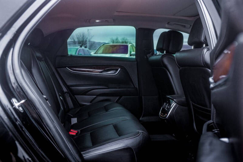 2013 Cadillac XTS Premium Collection