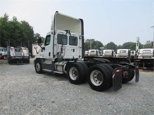 2014 Freightliner Cascadia