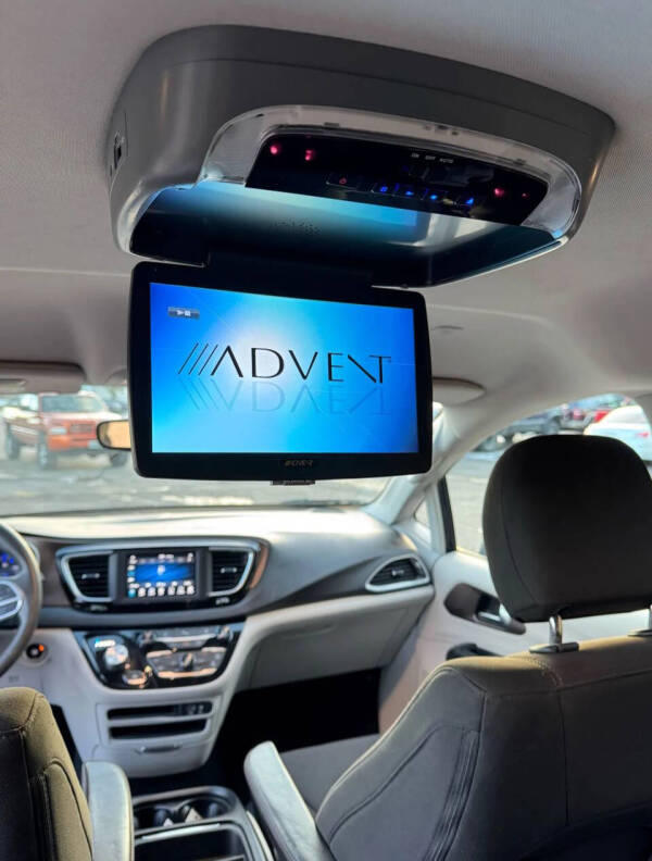 2018 Chrysler Pacifica Touring Plus