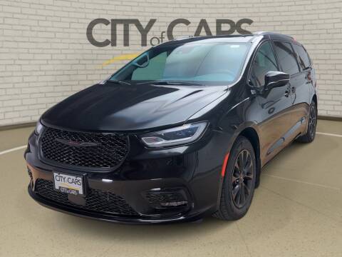 2021 Chrysler Pacifica for sale at City of Cars in Troy MI