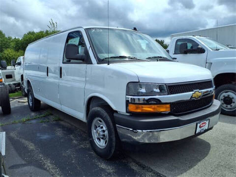 2025 Chevrolet Express 3500