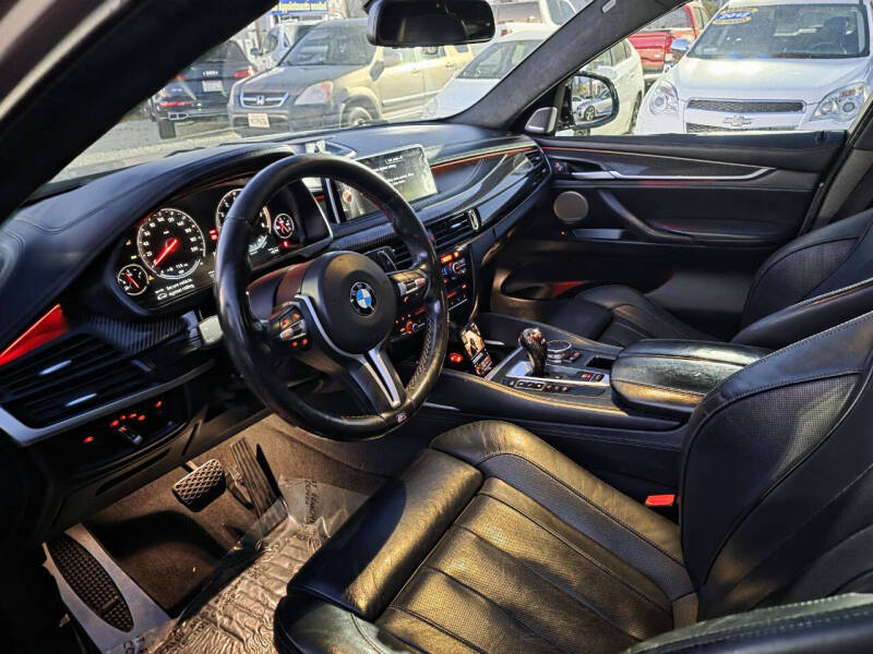 2015 BMW X6 M