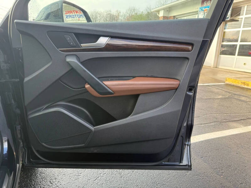 2019 Audi Q5 quattro Premium Plus 45 TFSI