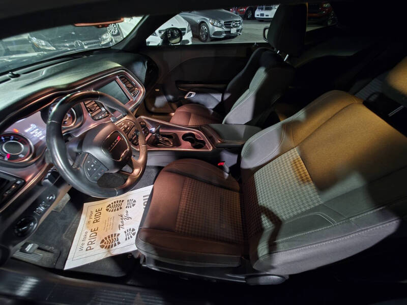 2015 Dodge Challenger